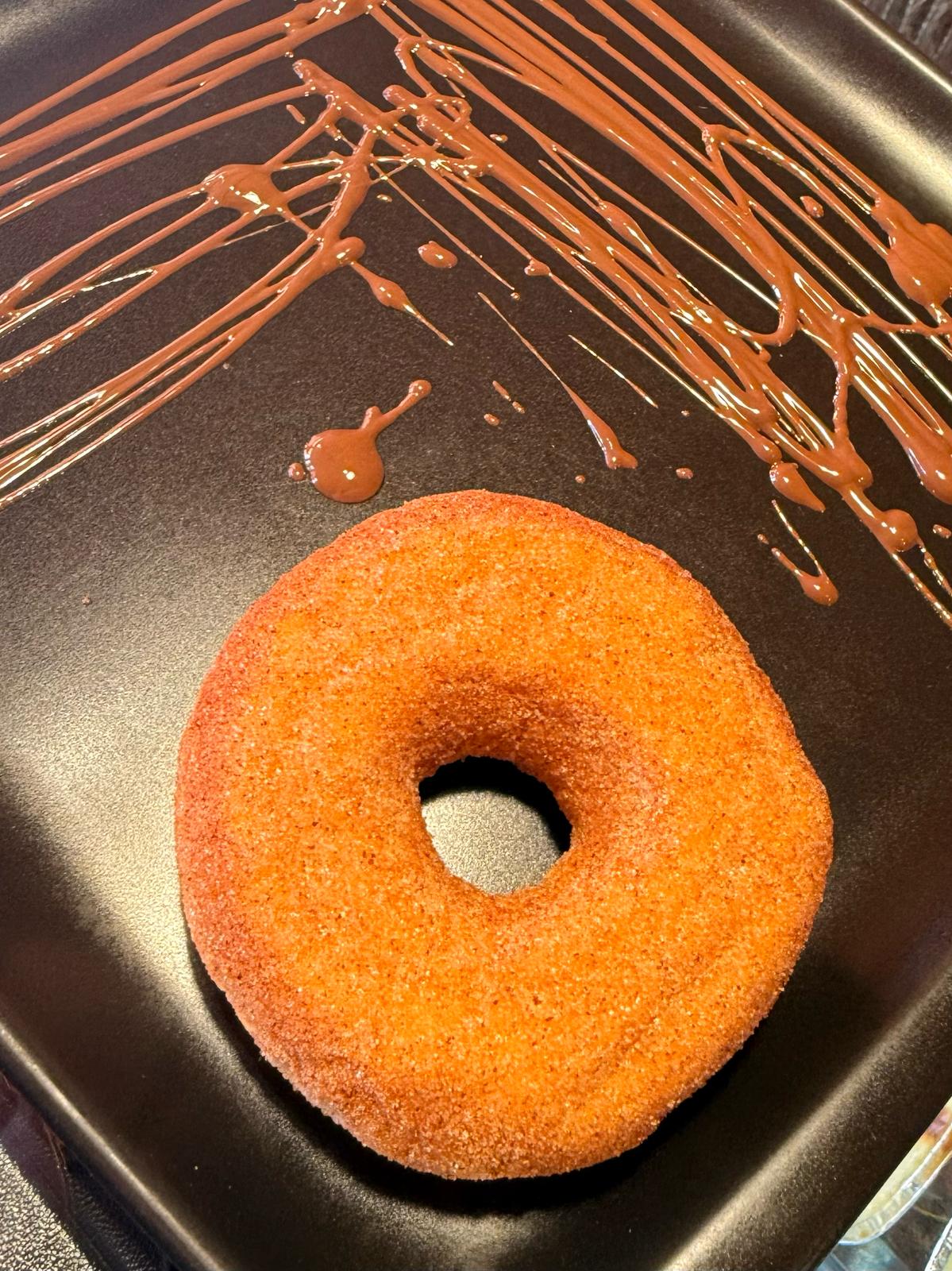 Elma Tarçın Şekeri Dolgulu Donut